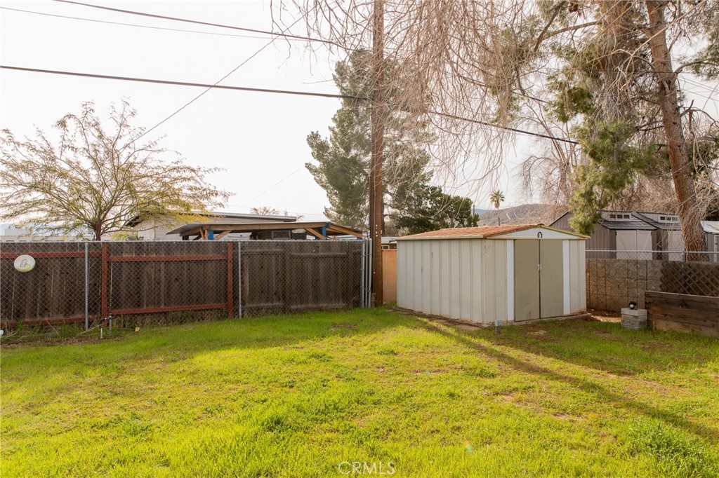 38990 Juniper Tree Property Photo 12