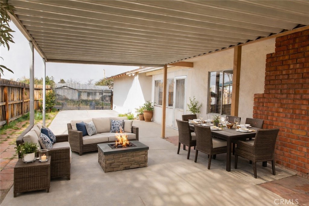 38990 Juniper Tree Property Photo 14