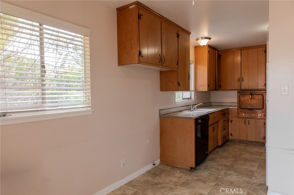 38990 Juniper Tree Property Photo 16