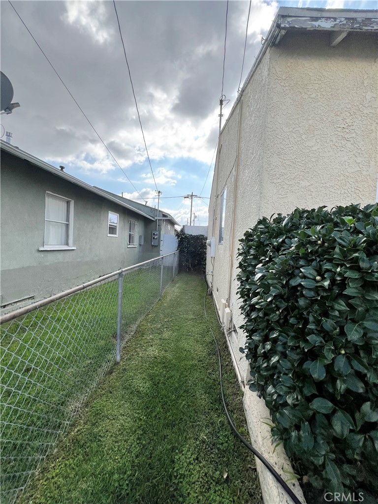 940 W Brazil Property Photo 2