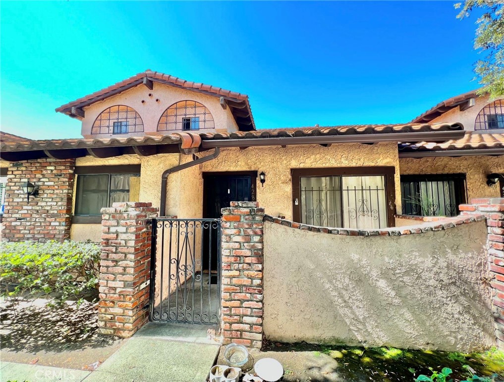 4288 Rosemead 25 Property Photo 1
