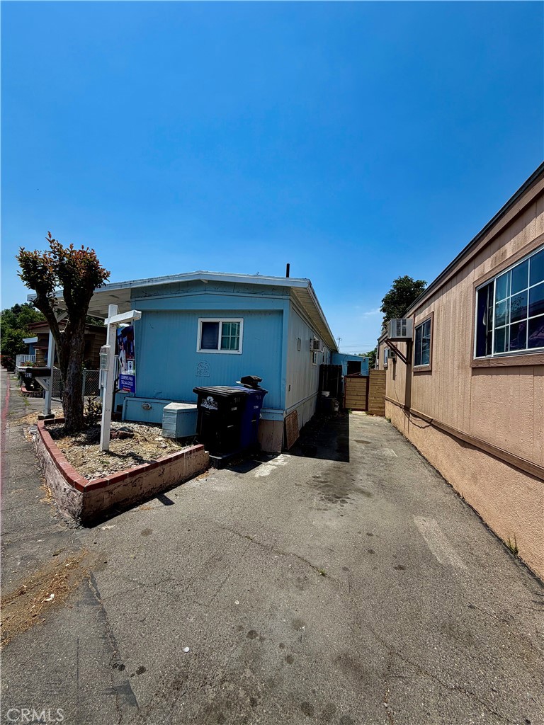 6475 S Atlantic Avenue 911 Property Photo 4