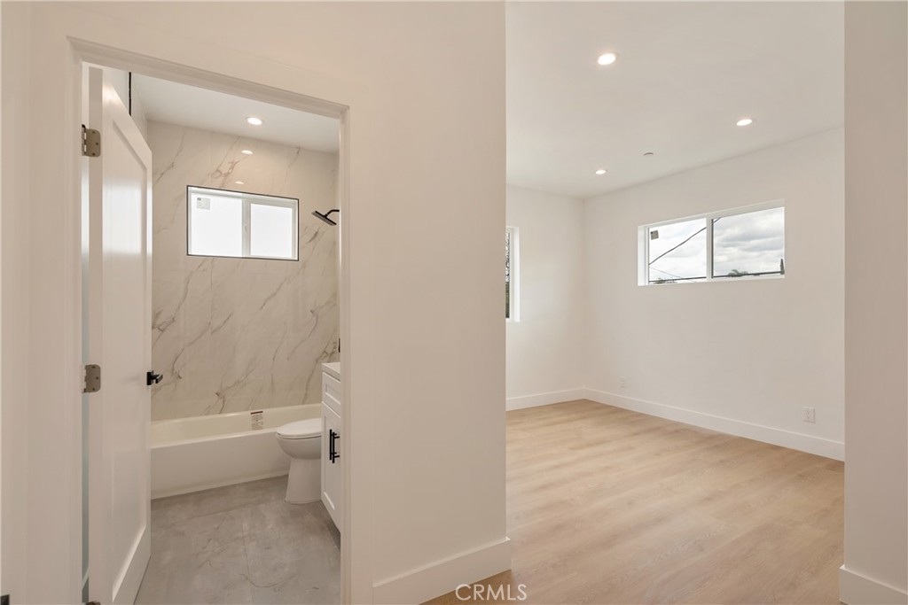 2843 Folsom Property Photo 32