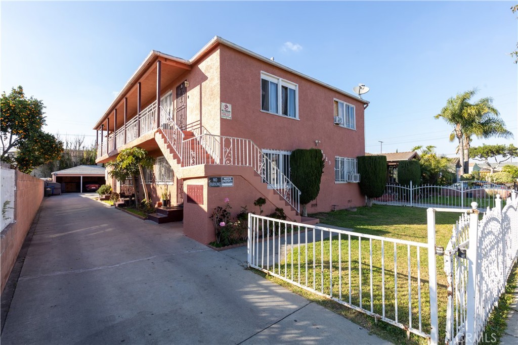 9723 San Juan Property Photo 1