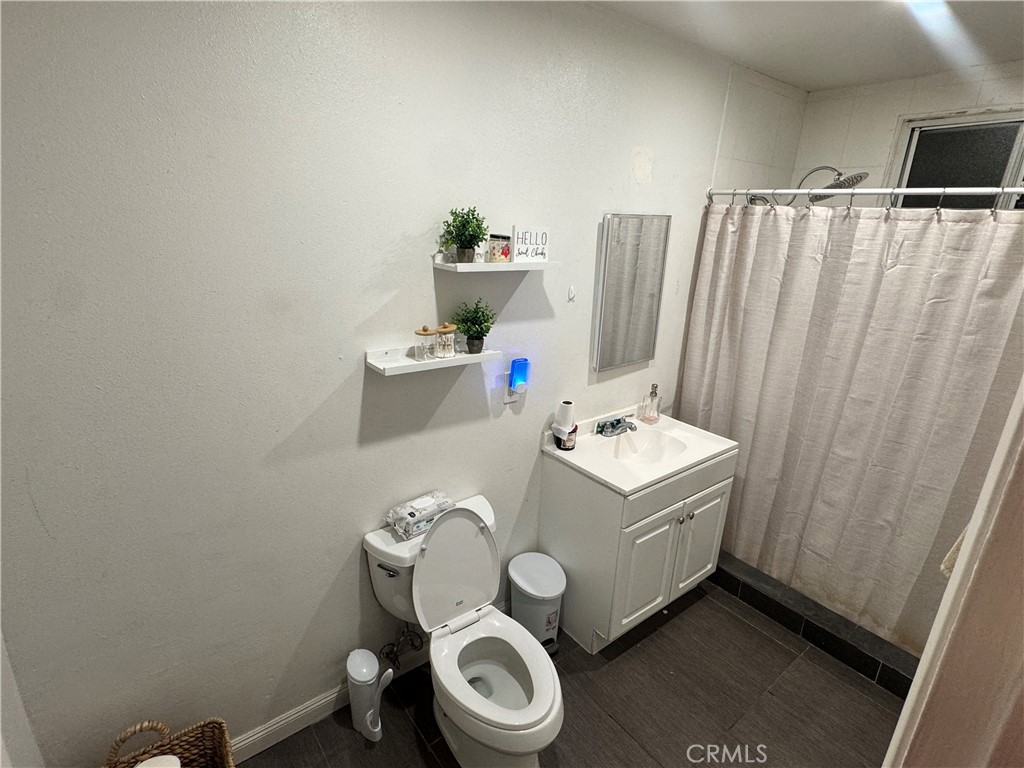 1605 W 87th Property Photo 21