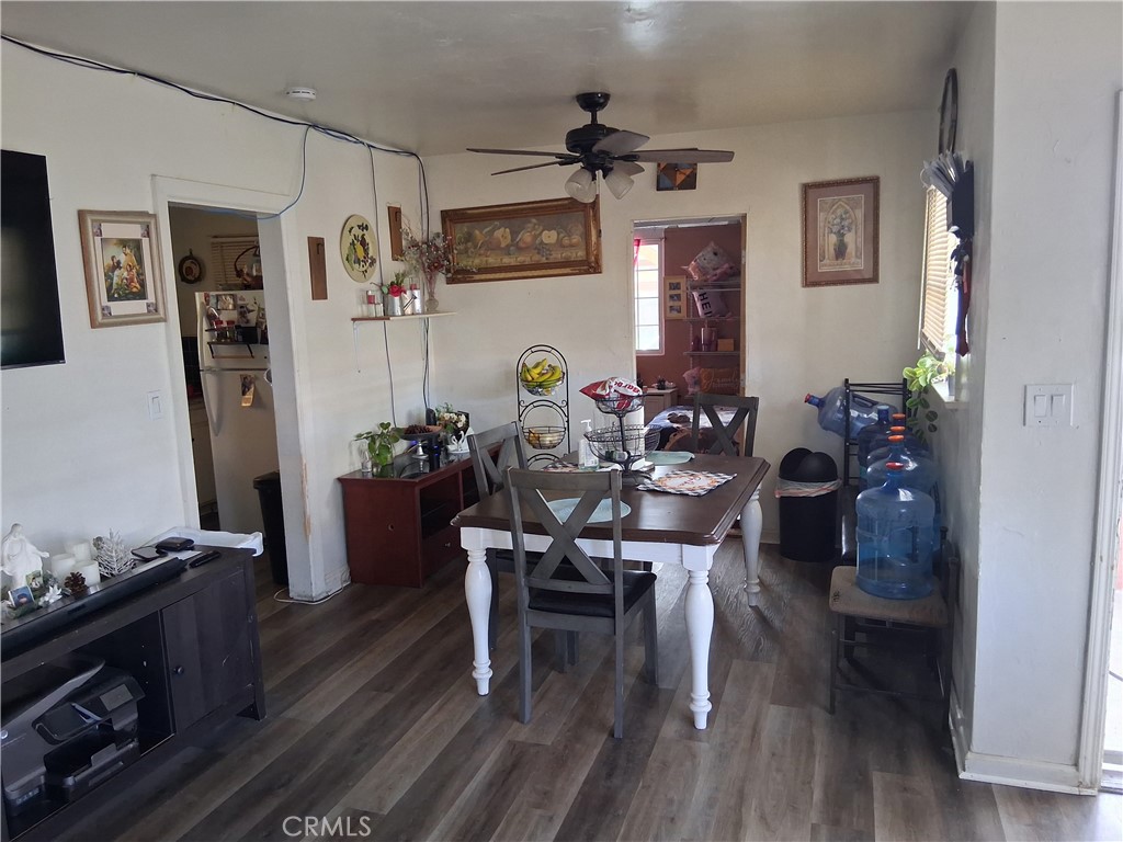 1185 W Devonshire Property Photo 17