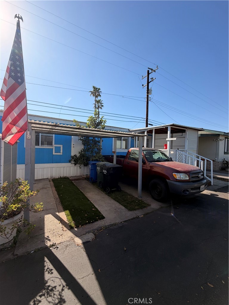 16511 Garfield D40 Property Photo 1