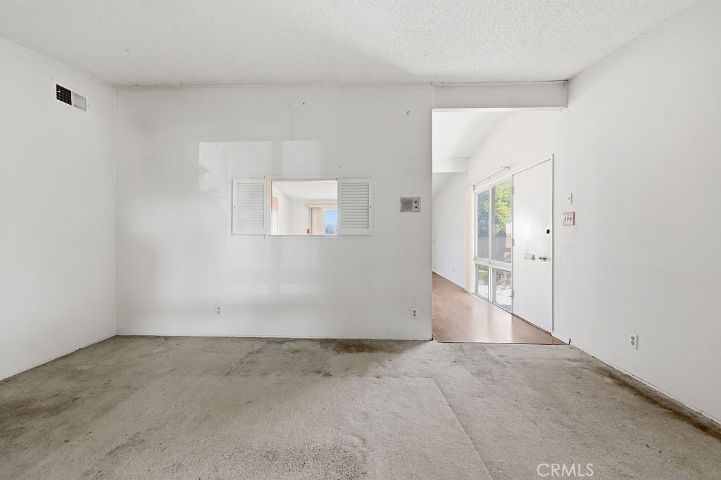 523 W 170th Property Photo 4