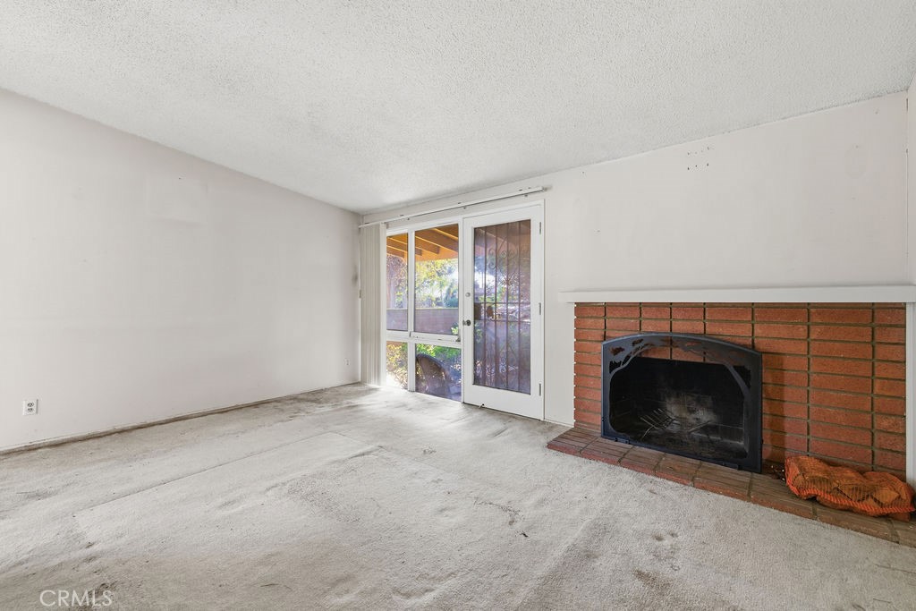 523 W 170th Property Photo 6