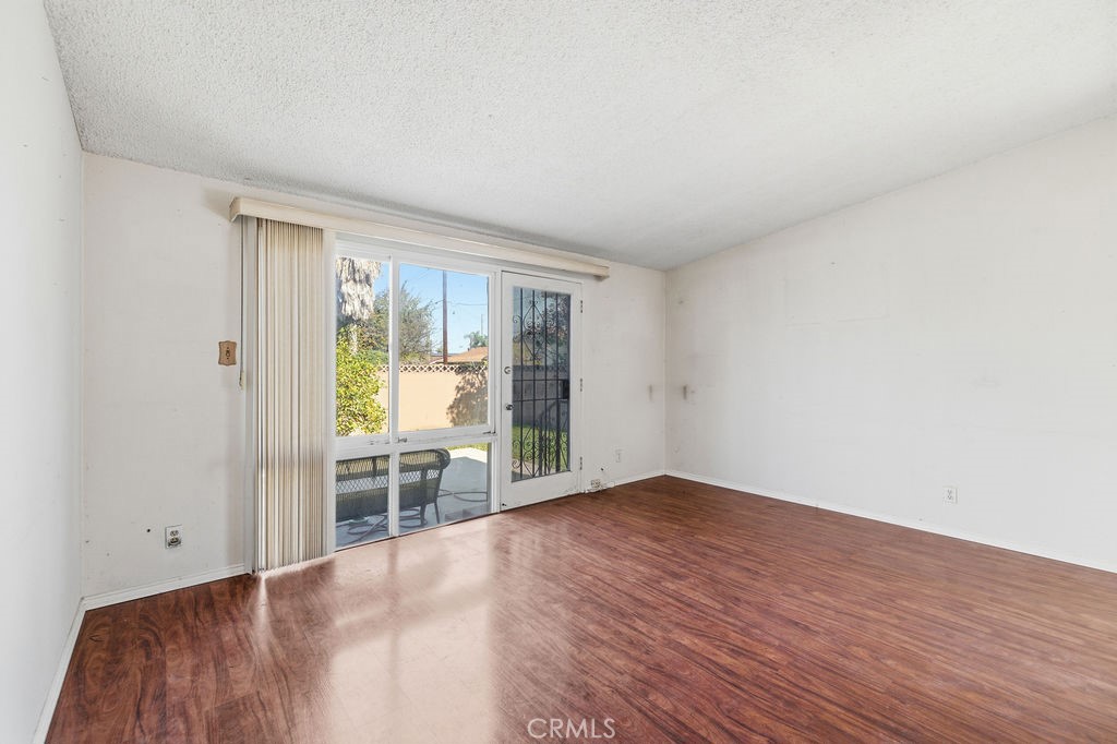 523 W 170th Property Photo 8