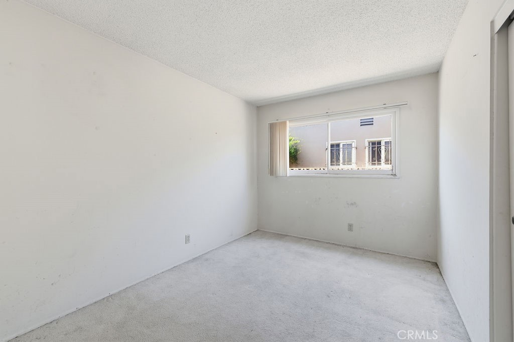 523 W 170th Property Photo 16