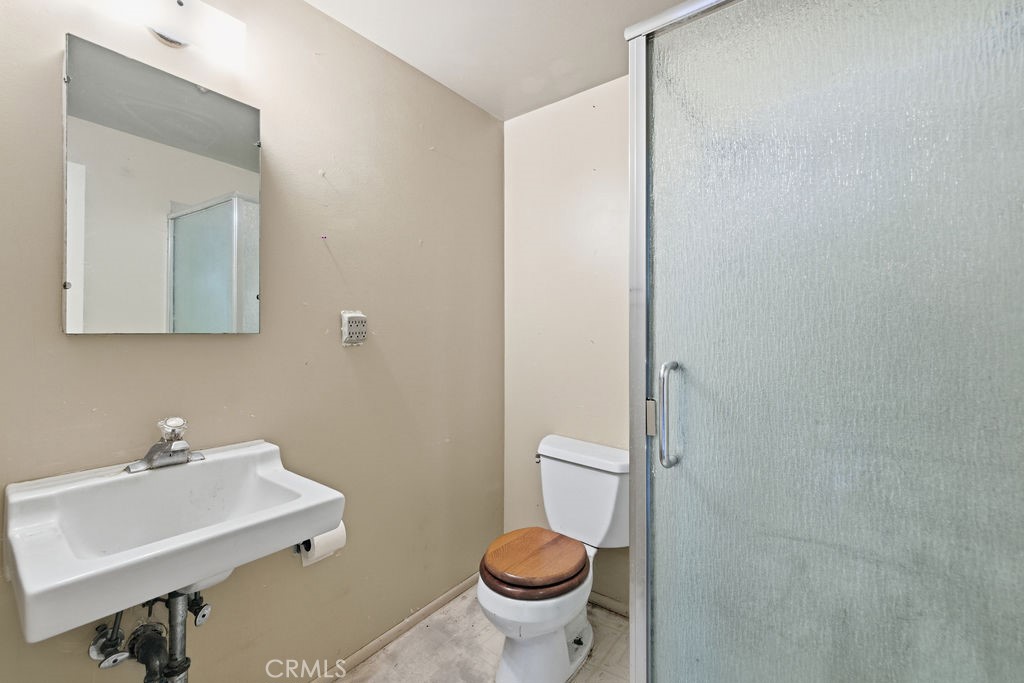 523 W 170th Property Photo 21