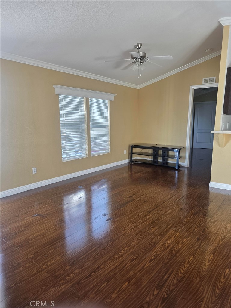 812 N Loren Avenue 18 Property Photo 9