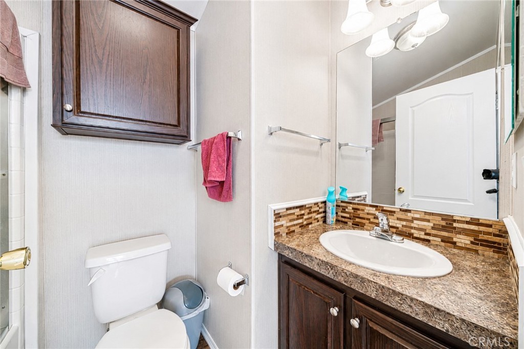 812 N Loren Avenue 18 Property Photo 33