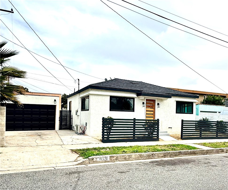 1008 Long Property Photo 1
