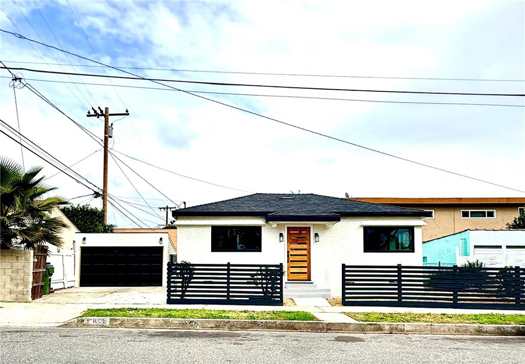 1008 Long Property Photo 2