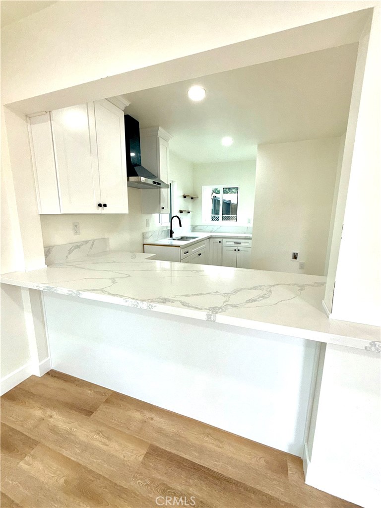 1008 Long Property Photo 22
