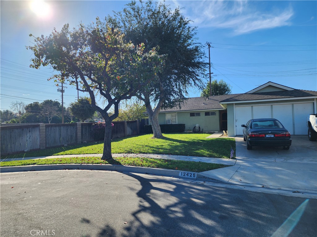 12425 Maybrook Property Photo 1