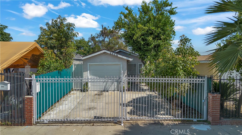 2115 E 114th Property Photo 1