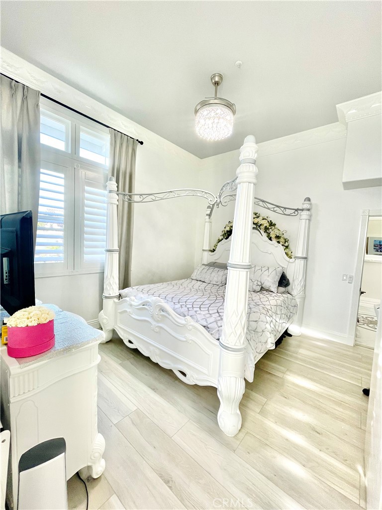 1204 Thoroughbred Property Photo 9