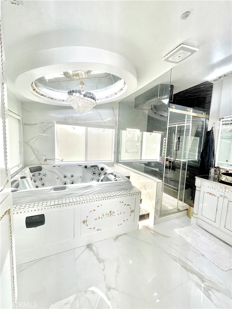 1204 Thoroughbred Property Photo 16