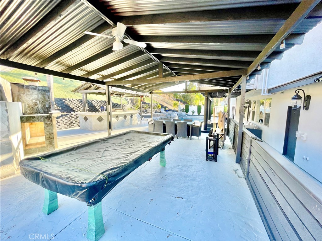 1204 Thoroughbred Property Photo 24