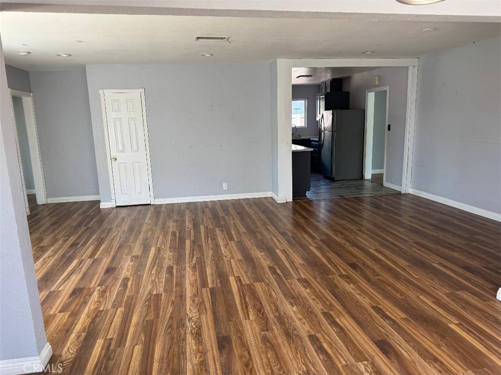 2412 W Raymond Property Photo 19