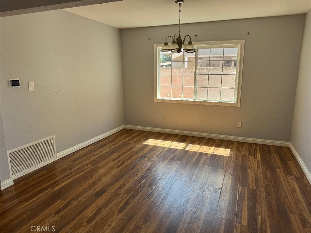 2412 W Raymond Property Photo 23