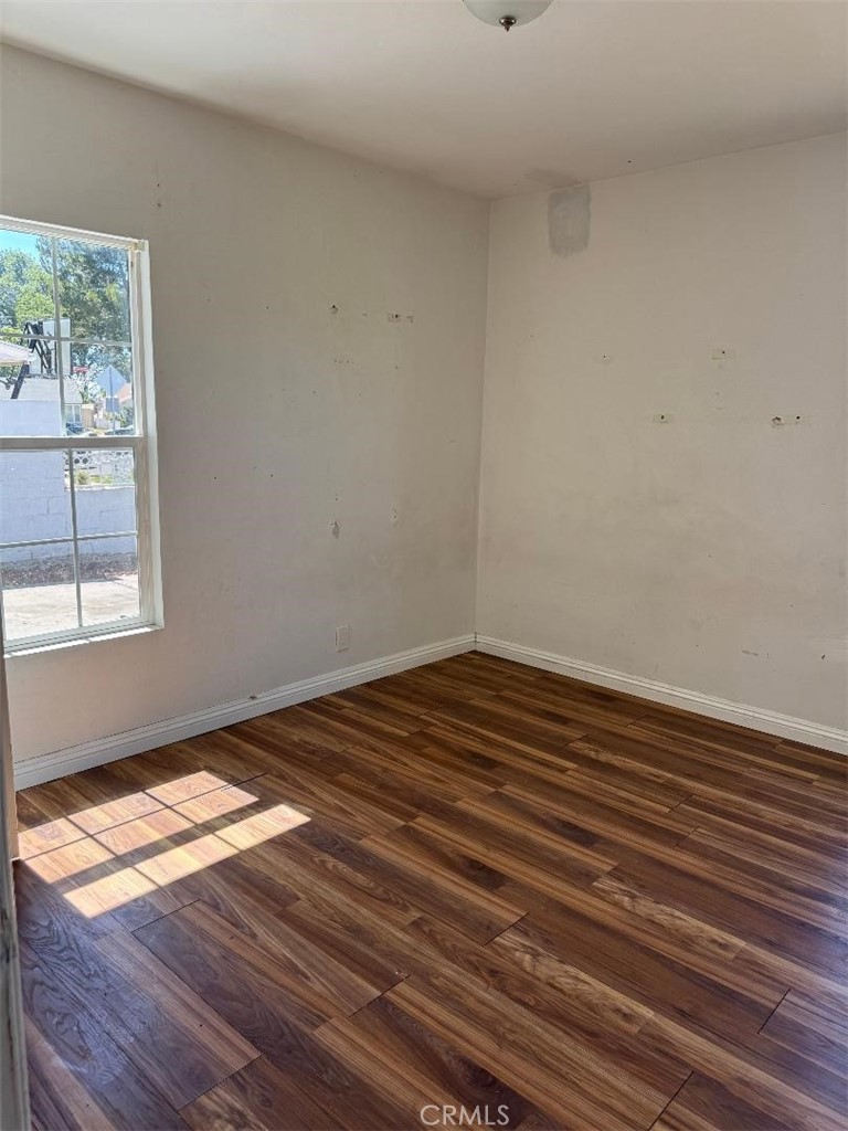 2412 W Raymond Property Photo 29