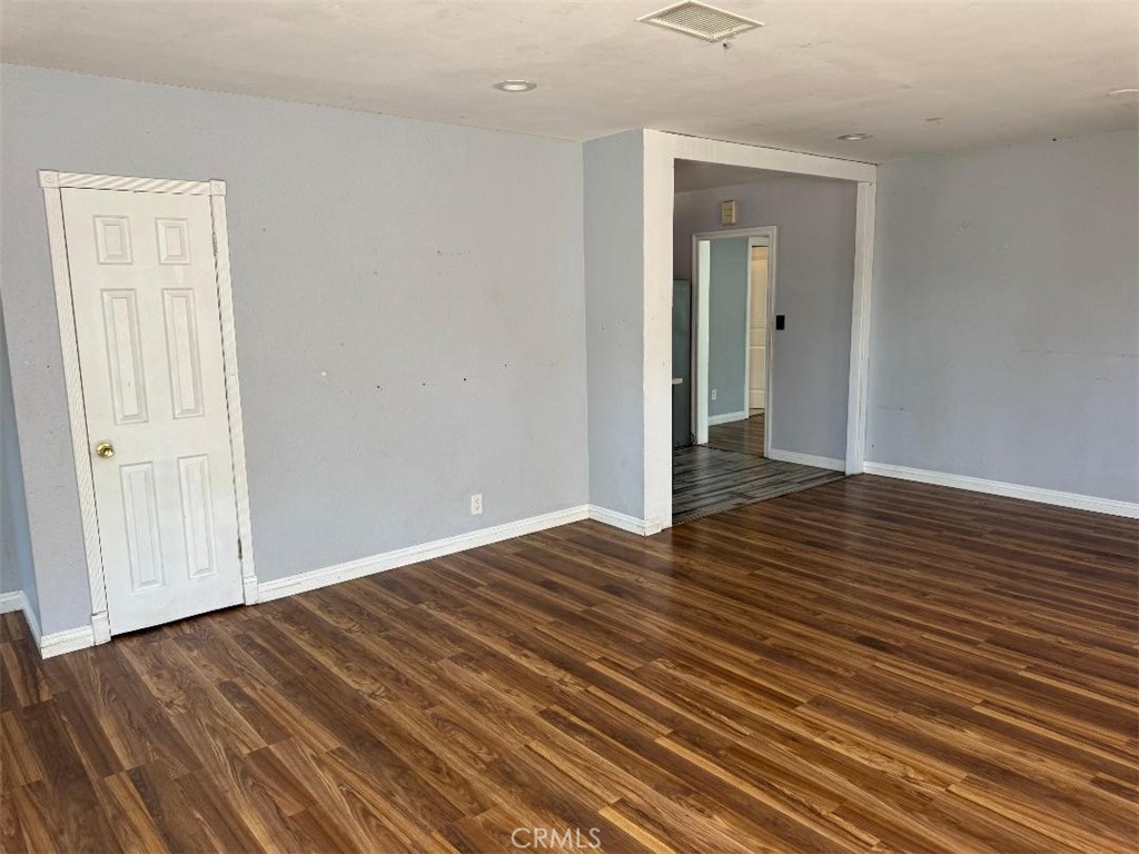 2412 W Raymond Property Photo 37