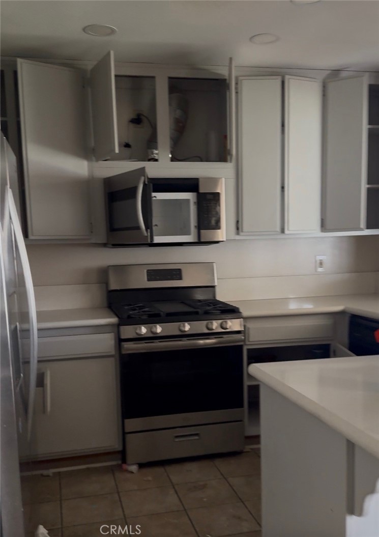 1255 Comiskey Court Property Photo 4