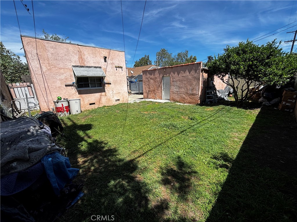2032 W 77th St Property Photo 17