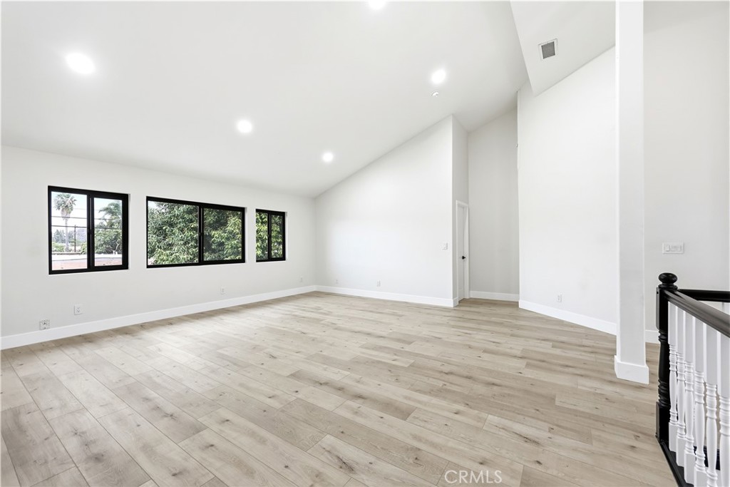 3143 Coolidge Avenue Property Photo 38