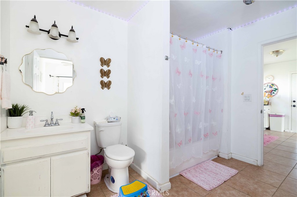 26880 26878 Baseline Property Photo 22