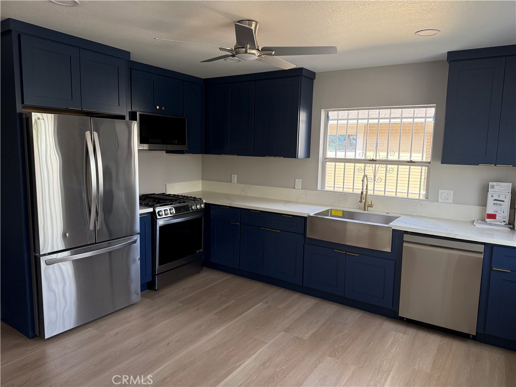 138 E 60th Street Property Photo 6
