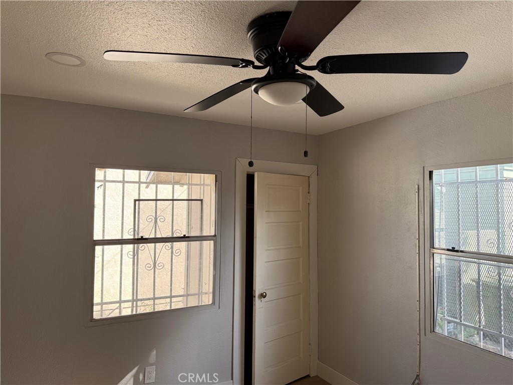 138 E 60th Street Property Photo 28