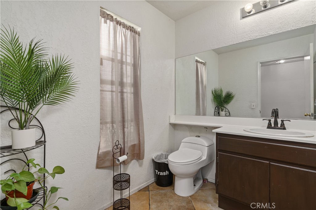 260 Mahogany Property Photo 9