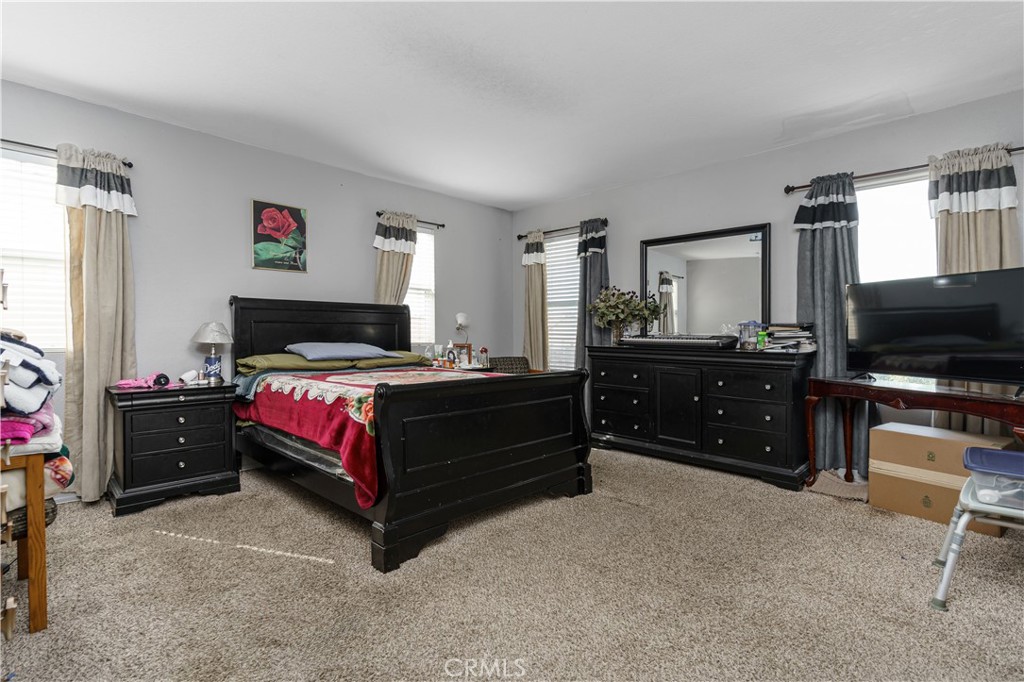 260 Mahogany Property Photo 11