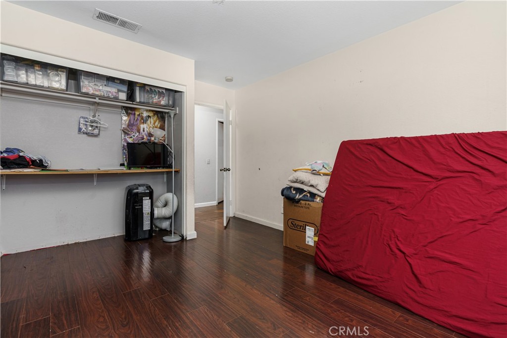 260 Mahogany Property Photo 16