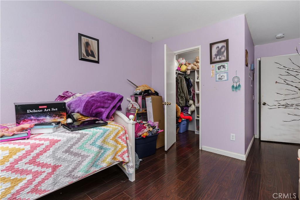 260 Mahogany Property Photo 18
