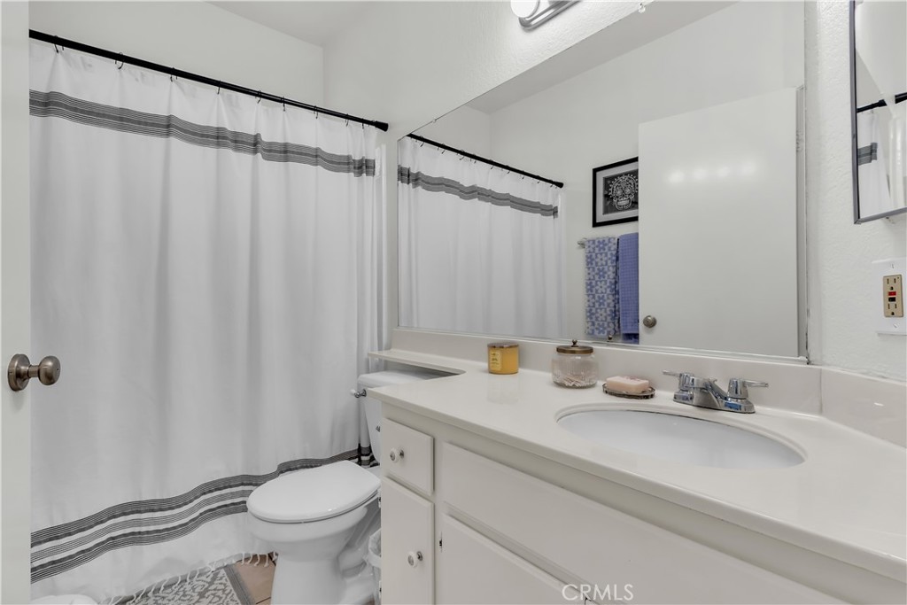 25144 Steinbeck F Property Photo 16