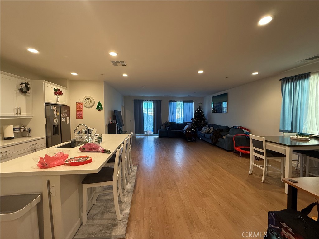 13042 Lancaster Property Photo 7