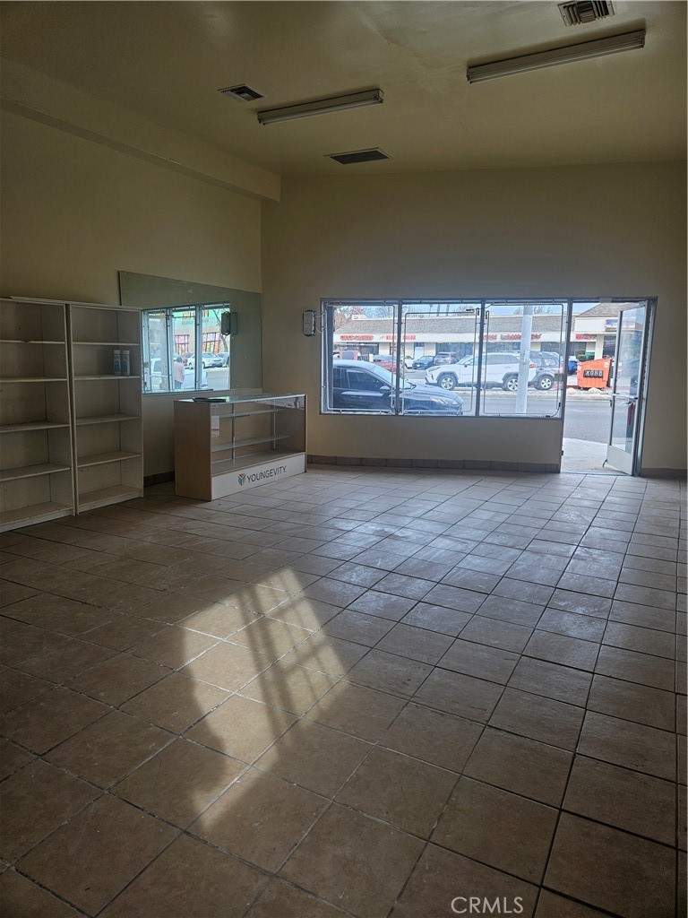 10409 Long Beach Property Photo 1