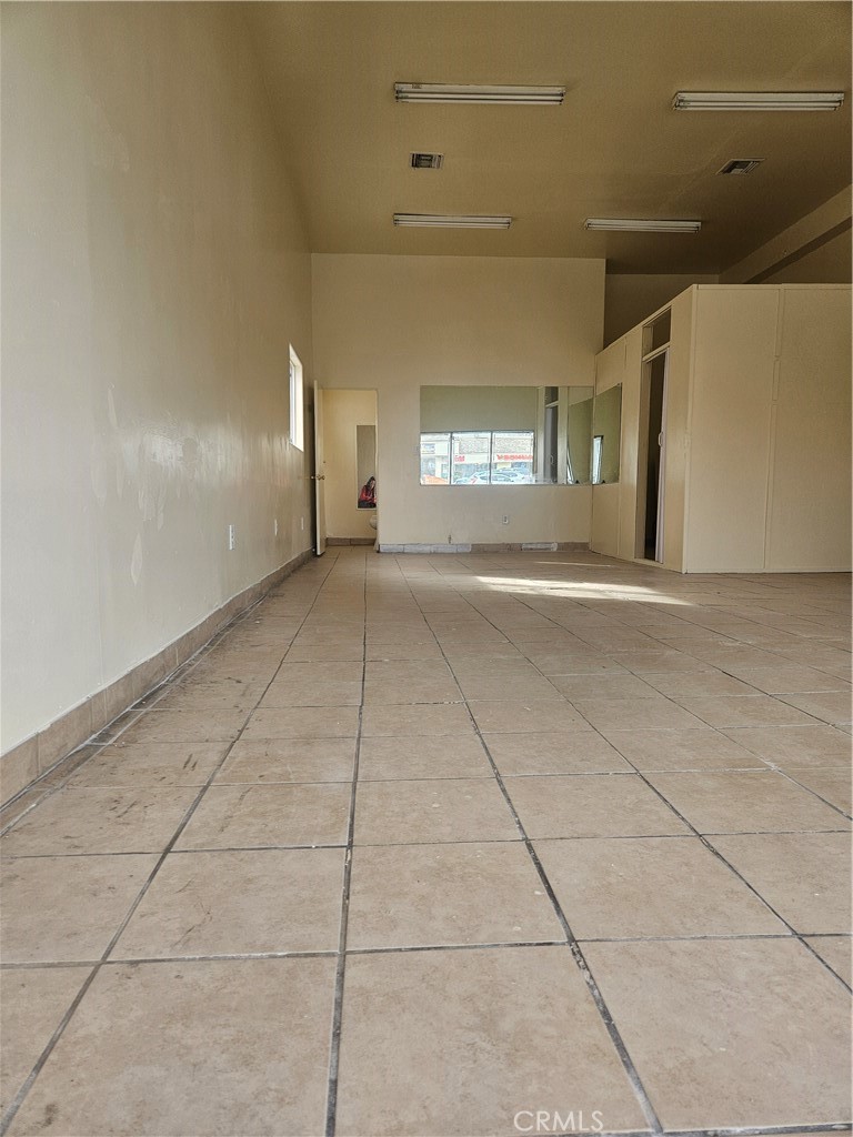 10409 Long Beach Property Photo 2