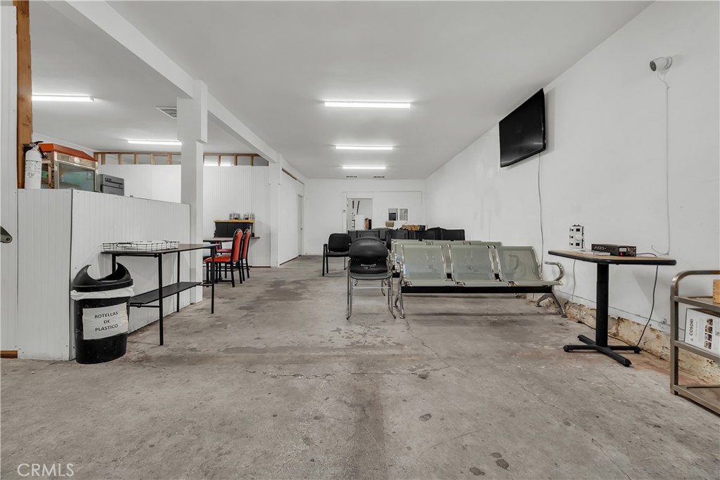 5110 Whittier Property Photo 30
