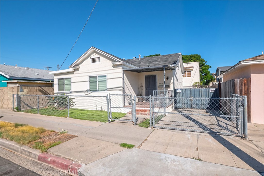 1316 S Grand Property Photo 1