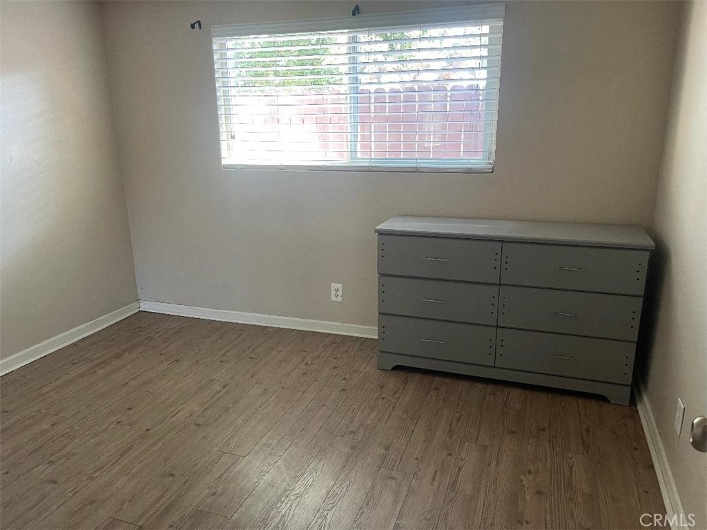 15823 Walnut Property Photo 12