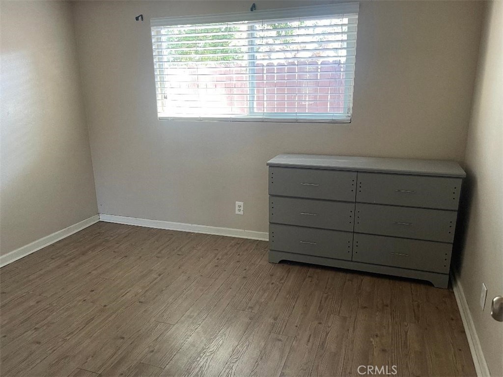 15823 Walnut Property Photo 12
