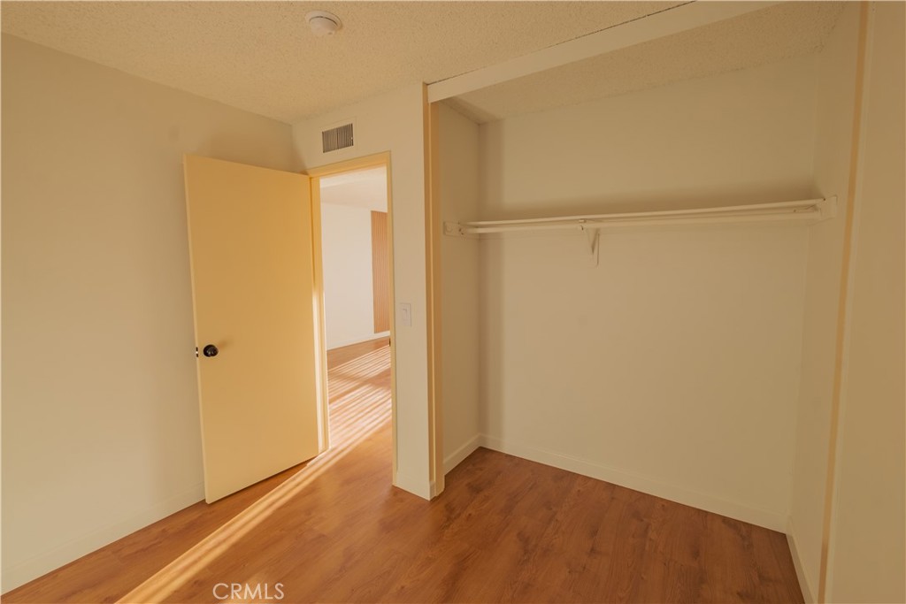 1140 Pacific Ave 20 Property Photo 12