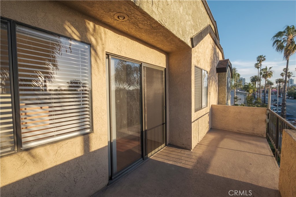 1140 Pacific Ave 20 Property Photo 30